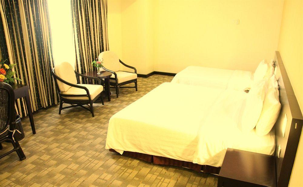 Oyo 89693 Perkasa Hotel Keningau Near Hospital Keningau Dış mekan fotoğraf