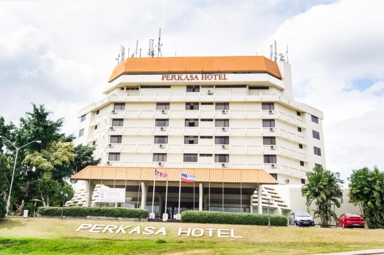 Oyo 89693 Perkasa Hotel Keningau Near Hospital Keningau Dış mekan fotoğraf