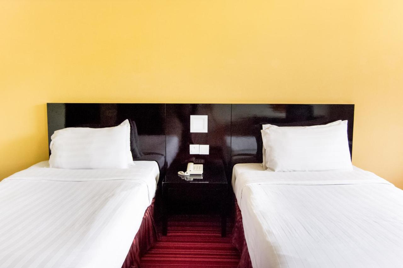 Oyo 89693 Perkasa Hotel Keningau Near Hospital Keningau Dış mekan fotoğraf